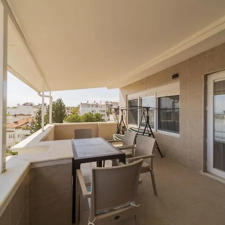 Spacious And Central Near Lara Beach In Muratpasa, Daire